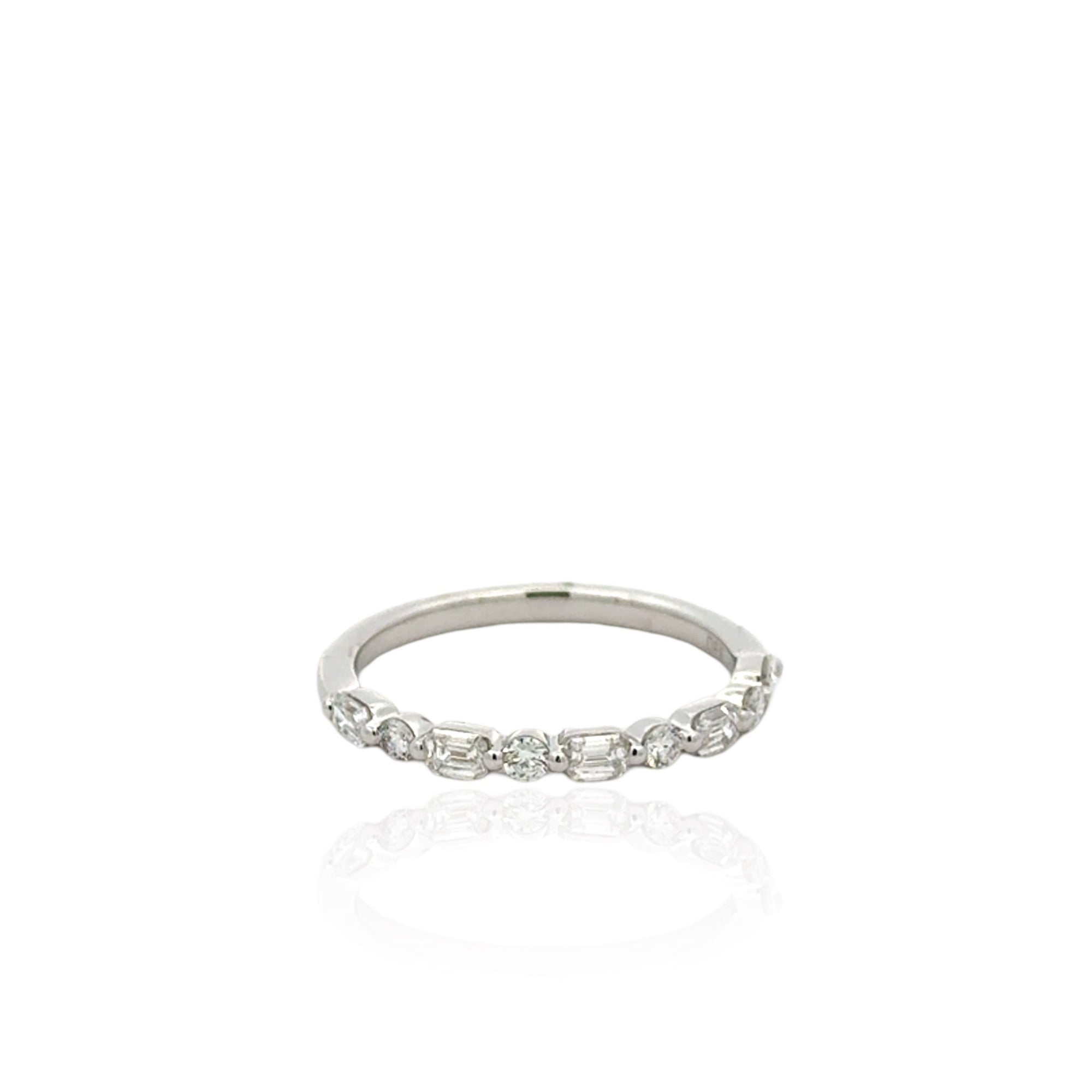 14 Karat White Gold Alternating Diamond Band