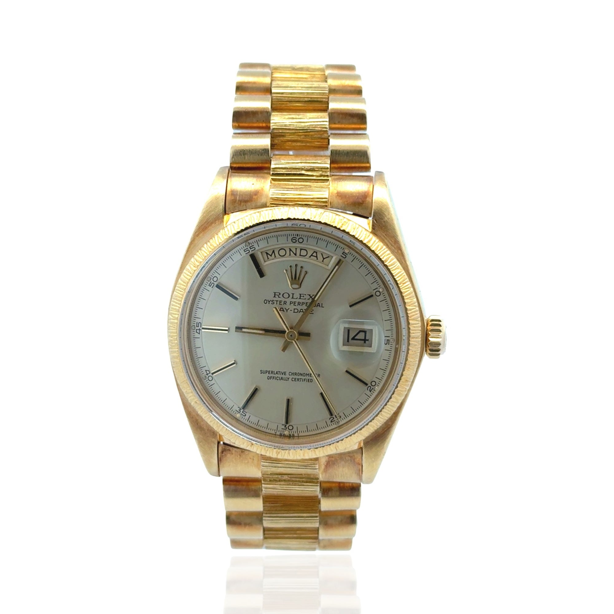 Pre-Owned Rolex Day-Date 36mm in 18K Yellow Gold, Bark Bezel – Ref. 1807 (1976)