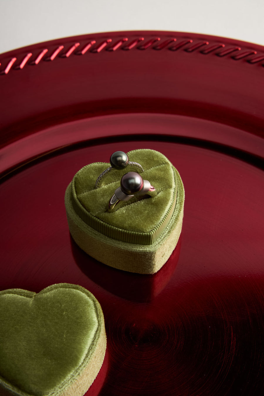 14 Karat White Gold Black Tahitian Pearl and Diamond Ring