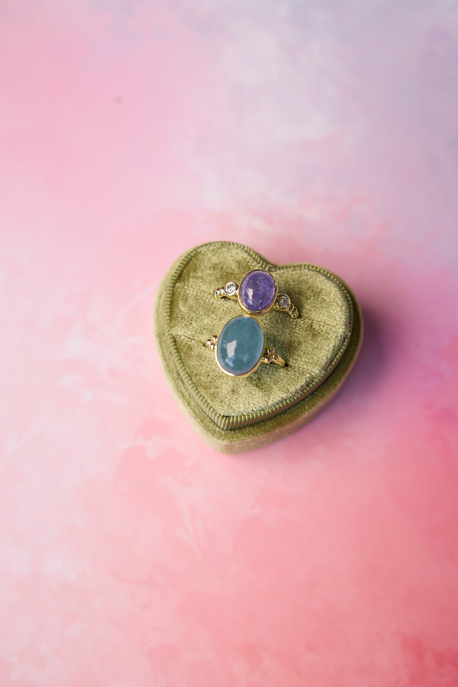 Tanzanite & Diamond Ring in 14K Yellow Gold