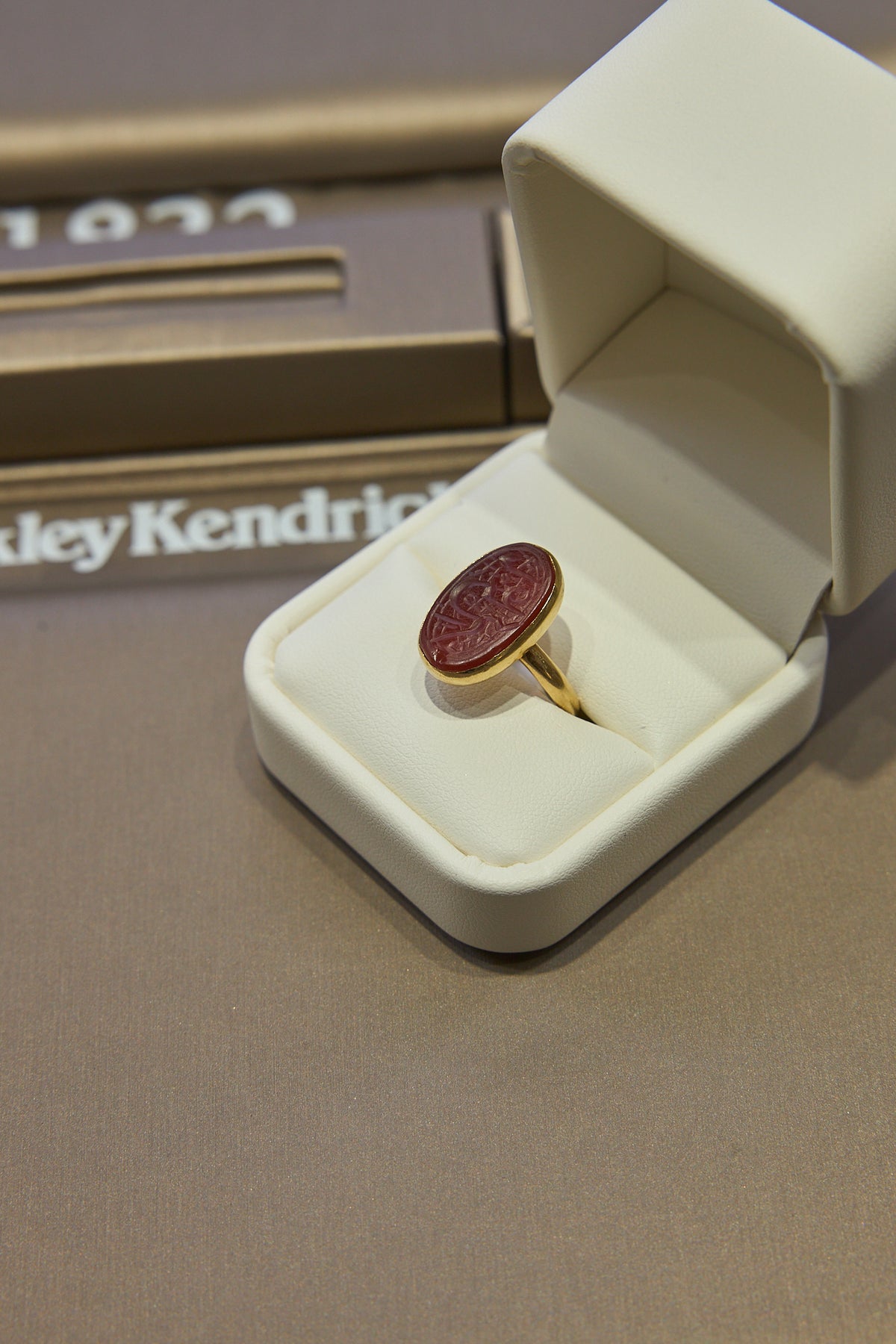 18 Karat Yellow Gold Red Onyx Ring