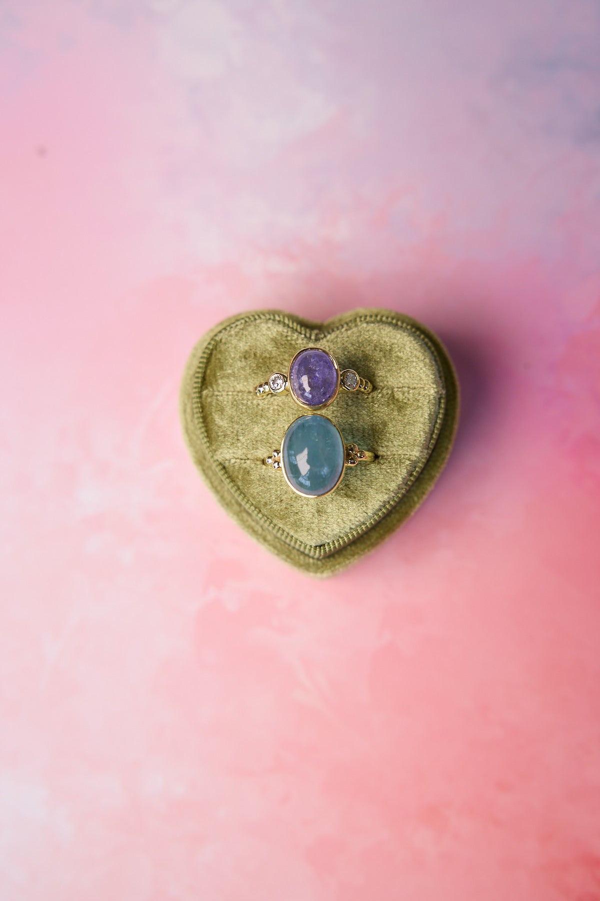 Tanzanite & Diamond Ring in 14K Yellow Gold