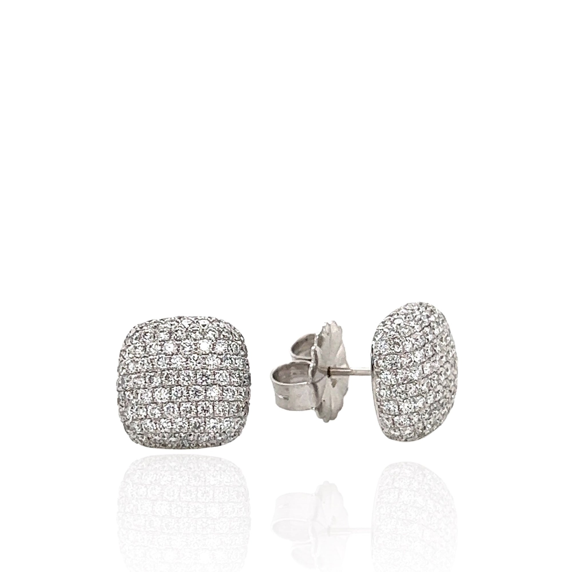 18 Karat White Gold Diamond Earrings