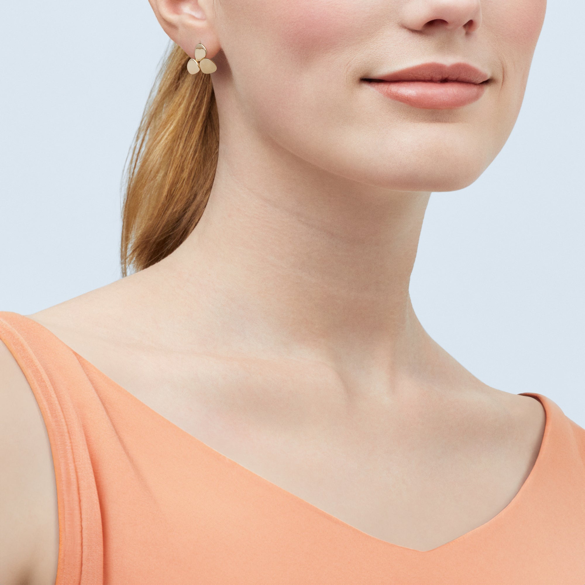 Satin & Polished Graduated Oval Disk Stud Earrings in 14K Yellow Gold