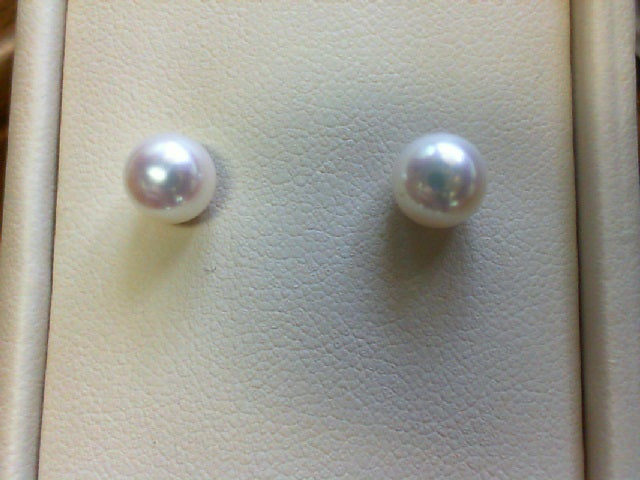 Pearl Earring