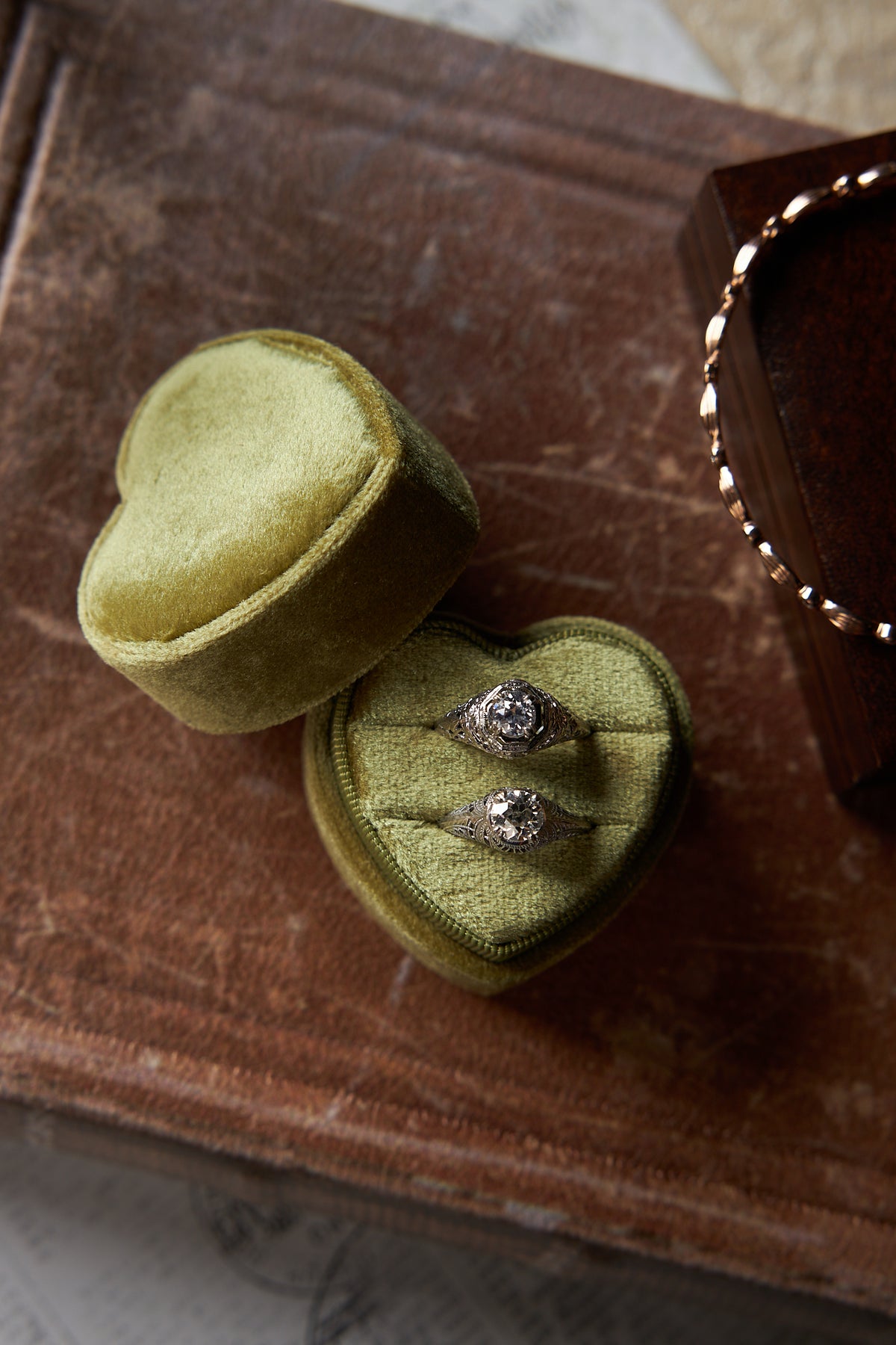 18 Karat White Gold Art Deco Diamond Ring