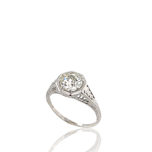 18 Karat White Gold Diamond Filigree Ring