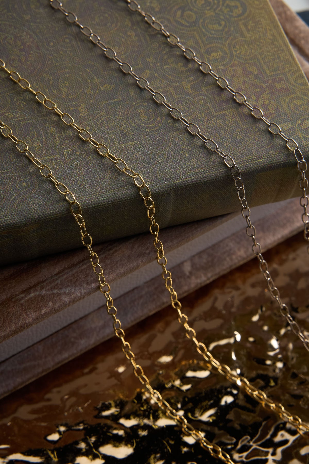 18 Karat White Gold Link Chain