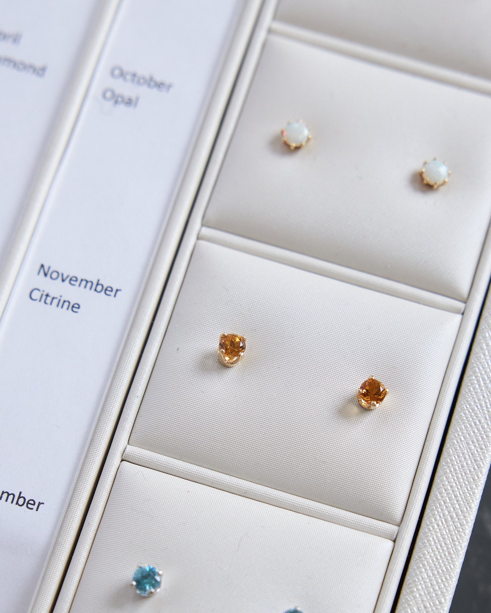 14 Karat Yellow Gold Citrine Earrings