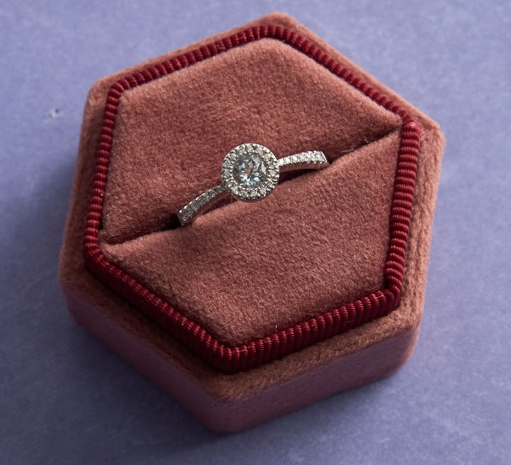 14 Karat White Gold Aquamarine and Diamond Ring