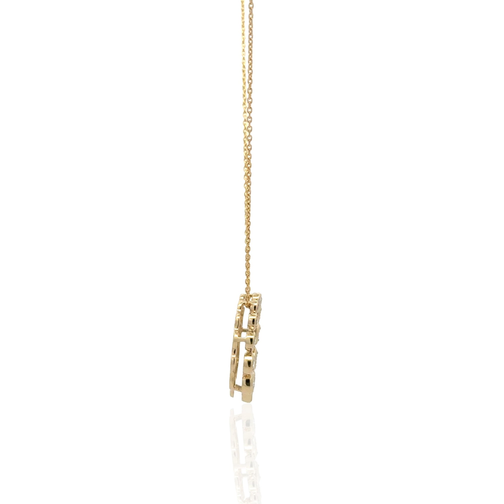 Graduated Circle Diamond Pendant Necklace in 14K Yellow Gold