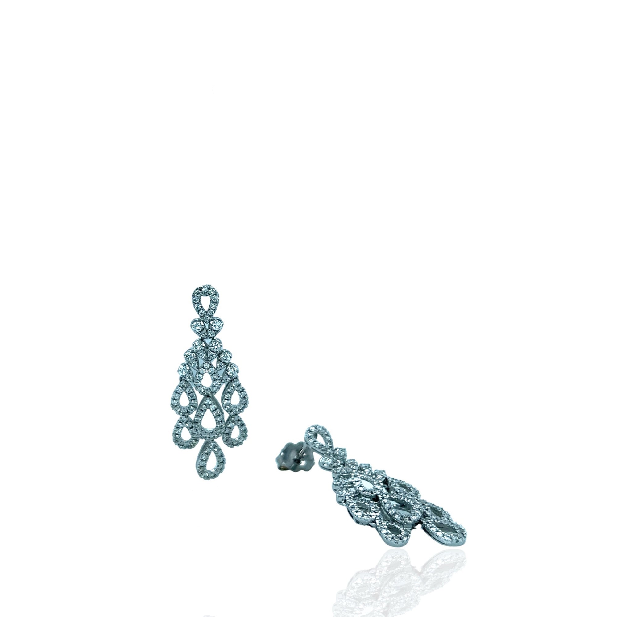 14 Karat White Gold Diamond Chandelier Earrings