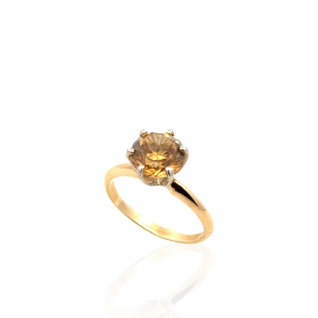 14 Karat Yellow Gold Champagne Zircon Ring