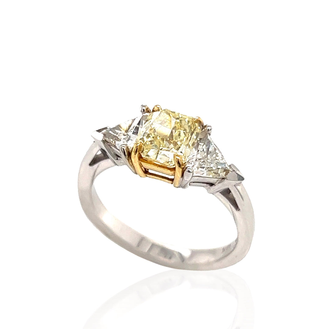 18 Karat White Gold Fancy Yellow and White Diamond Ring