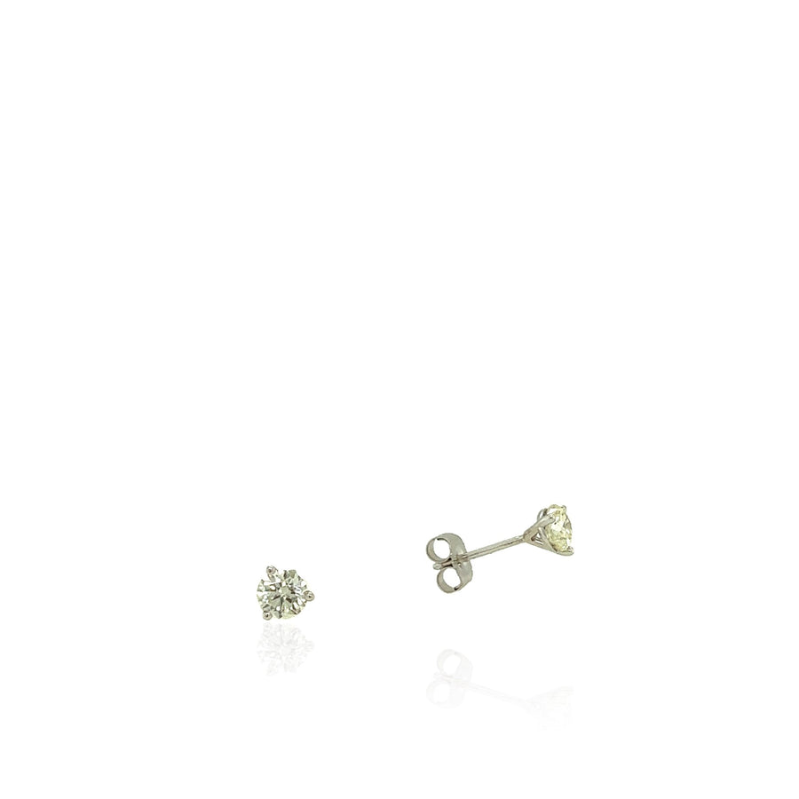 14 Karat White Gold 0.70 cttw Diamond Studs