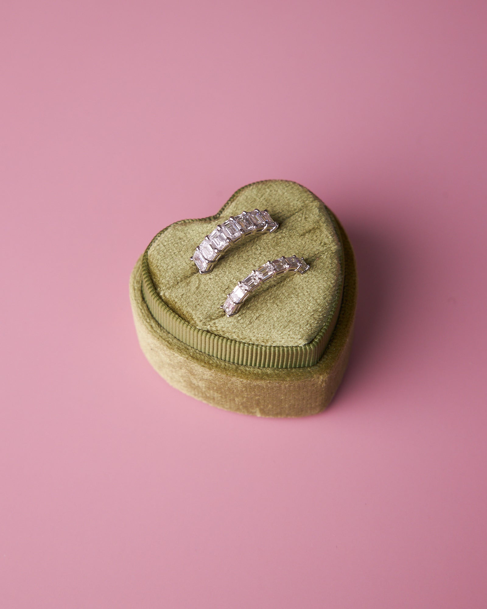 Platinum Emerald Cut Diamond Band