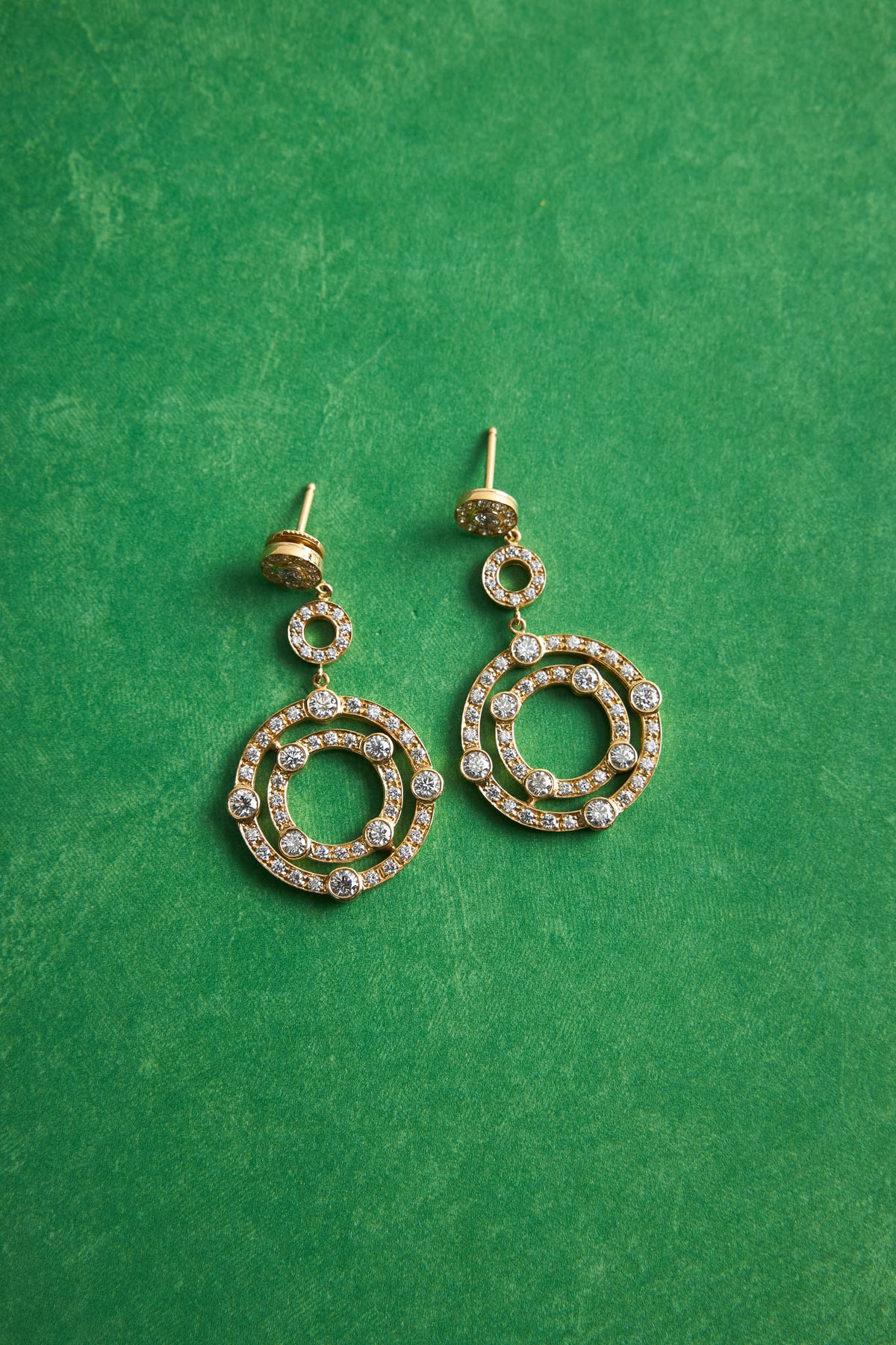 18 Karat Yellow Gold Diamond Earrings