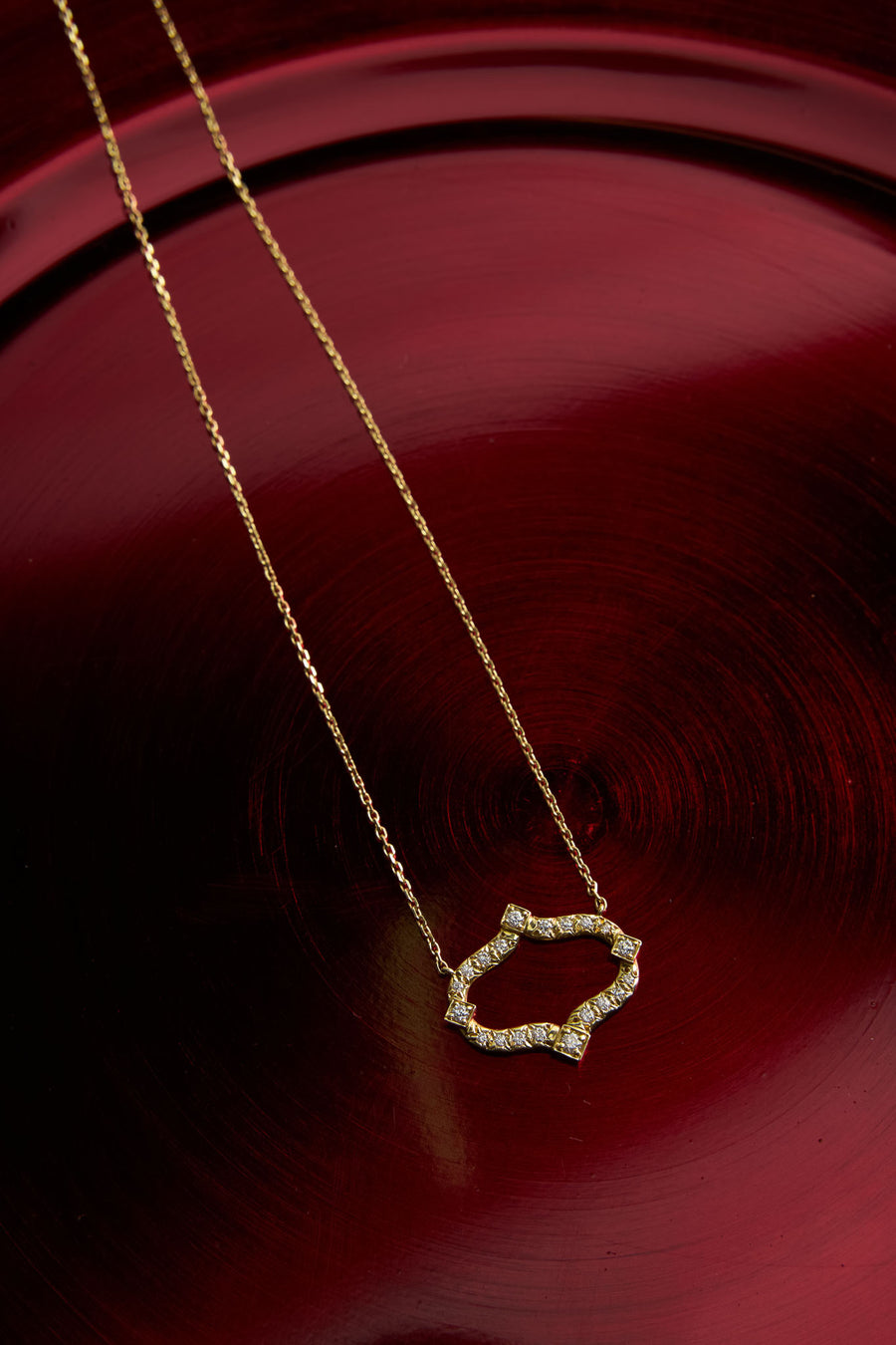 18 Karat Yellow Gold and Diamond Necklace