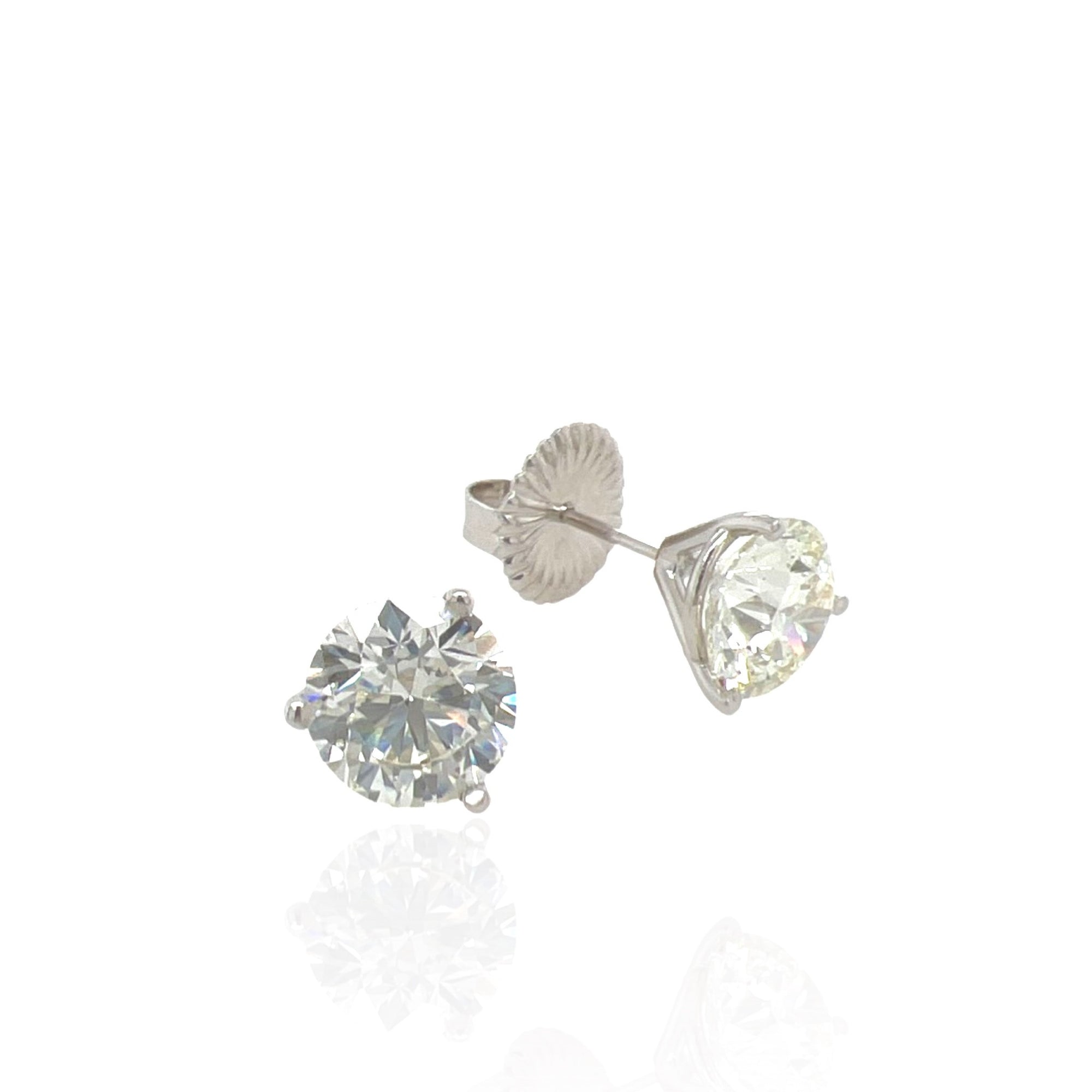 14 Karat White Gold 4.01 cttw Heritage Collection Diamond Studs