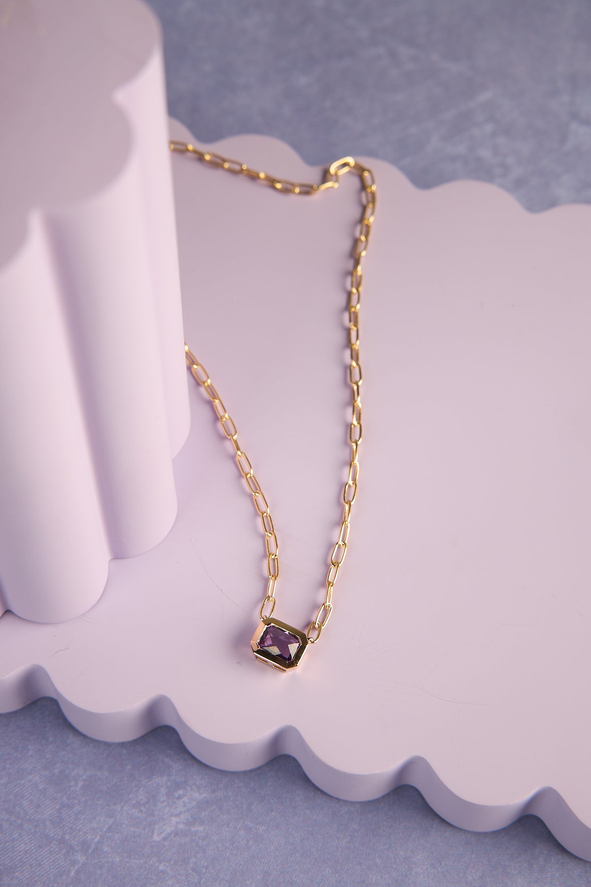 14 Karat Yellow Gold Amethyst Paperclip Necklace