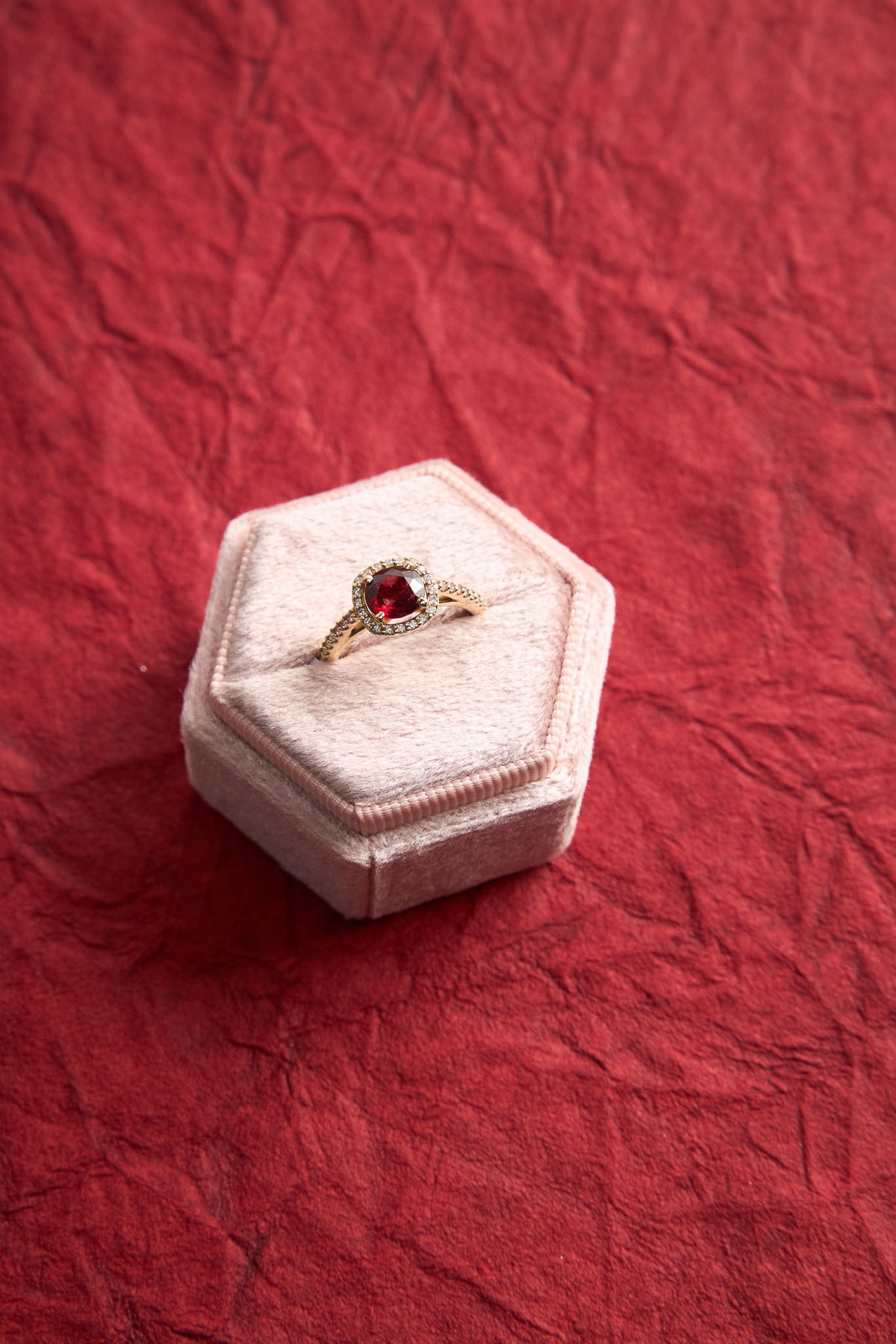 14 Karat Yellow Gold Red Spinel and Diamond Ring