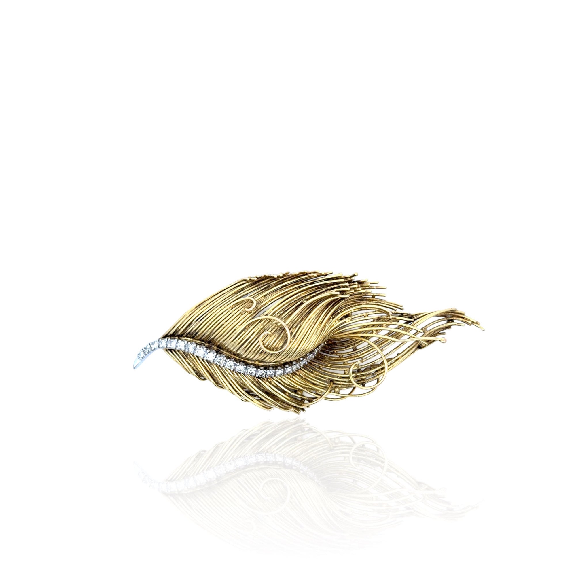 Estate Diamond Brooch in 18K Yellow Gold, 0.58ctw